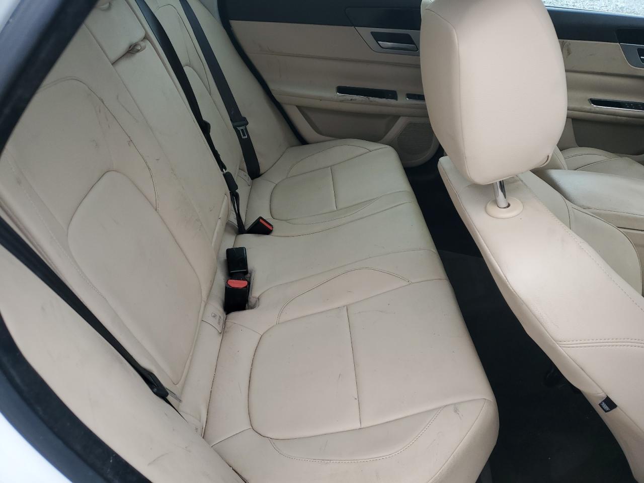 2016 Jaguar Xf Premium VIN: SAJBD4BV3GCY22394 Lot: 80757435