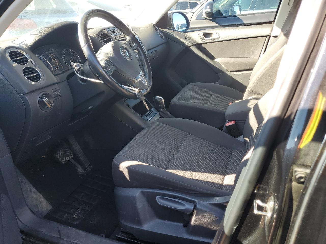 2013 Volkswagen Tiguan S VIN: WVGAV3AX3DW595170 Lot: 81466035