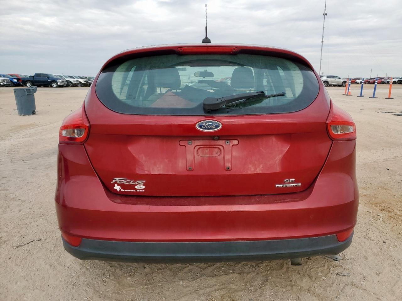 2016 Ford Focus Se VIN: 1FADP3K28GL404630 Lot: 84400865