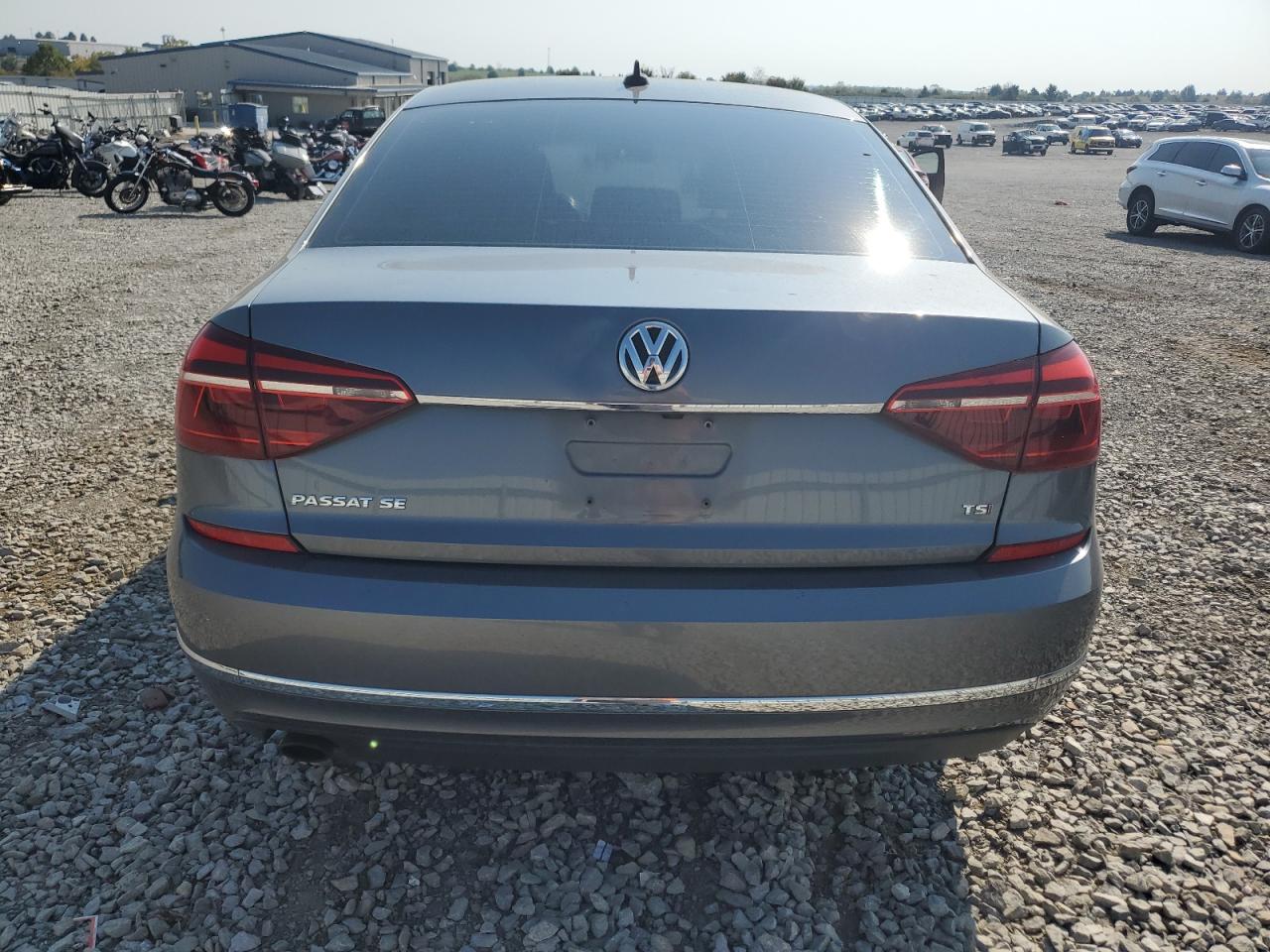 2017 Volkswagen Passat Se VIN: 1VWBT7A37HC029892 Lot: 80487575