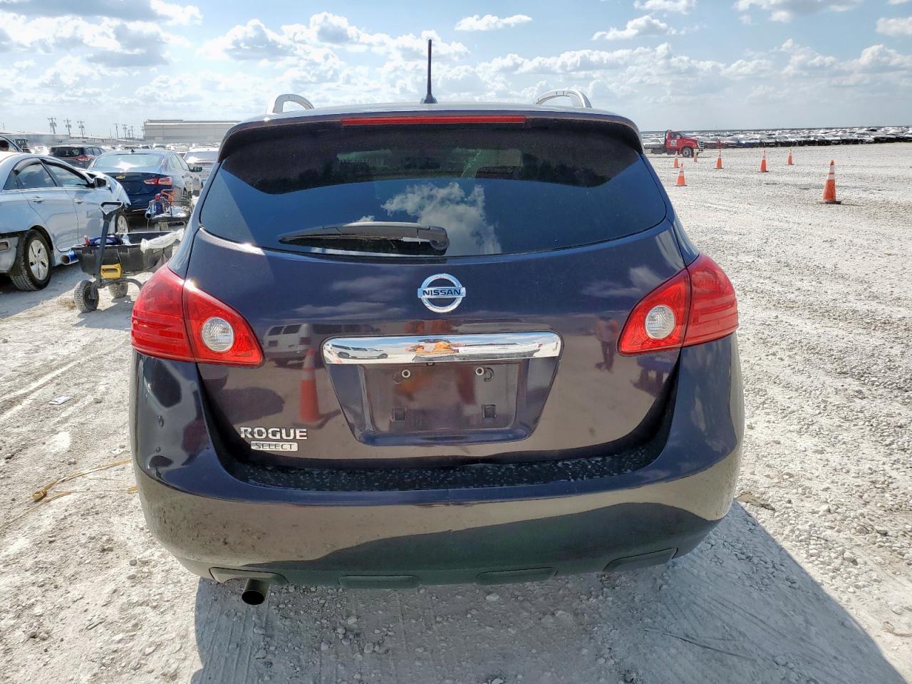 2015 Nissan Rogue Select S VIN: JN8AS5MT6FW668606 Lot: 80495215