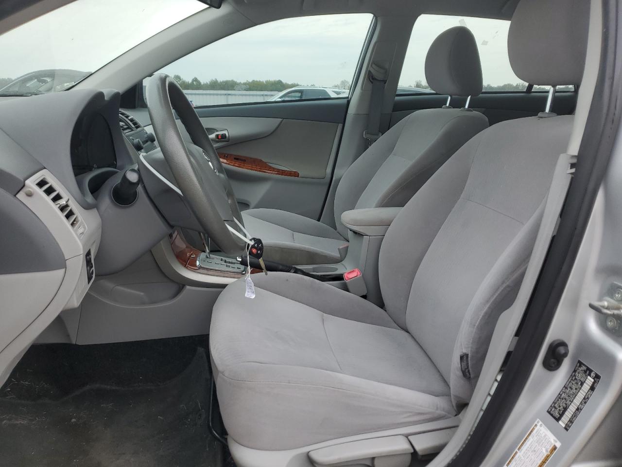 2009 Toyota Corolla Base VIN: JTDBL40E69J045678 Lot: 83783555