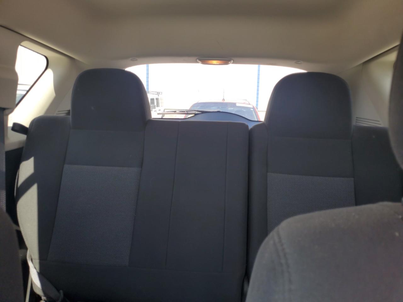 2014 Jeep Compass Sport VIN: 1C4NJDBBXED833765 Lot: 71502105