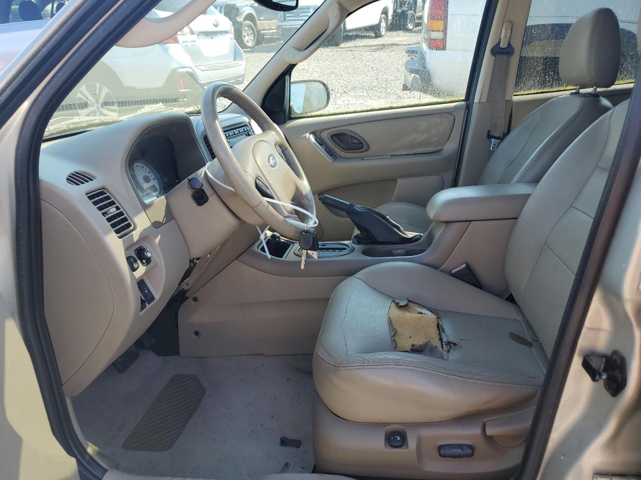 2005 Ford Escape Limited VIN: 1FMYU94125KA63591 Lot: 81693215
