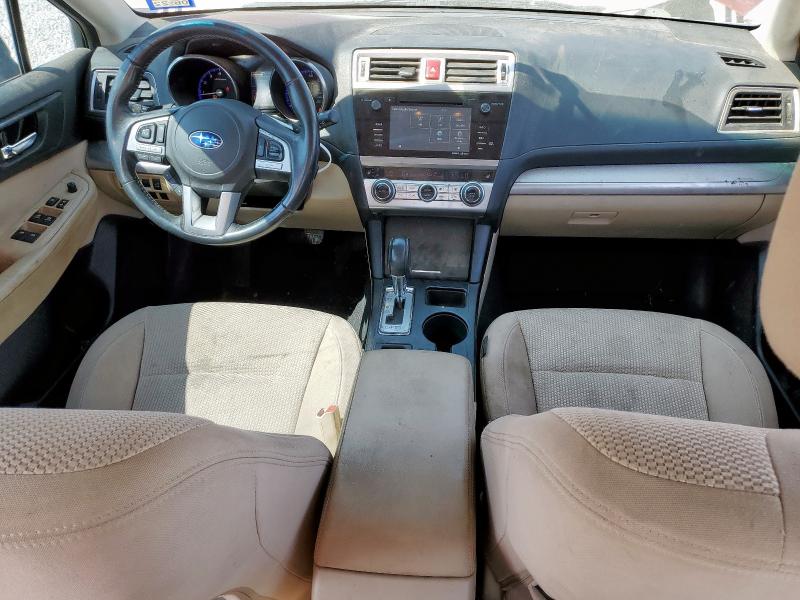  SUBARU OUTBACK 2017 Czerwony