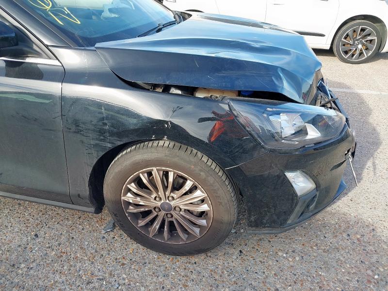 2022 FORD FOCUS TITANIUM AUTO 