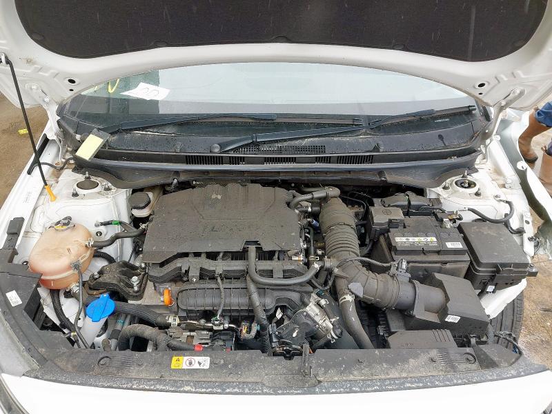 2024 HYUNDAI BAYON SE CONNECT T-GDI MH 