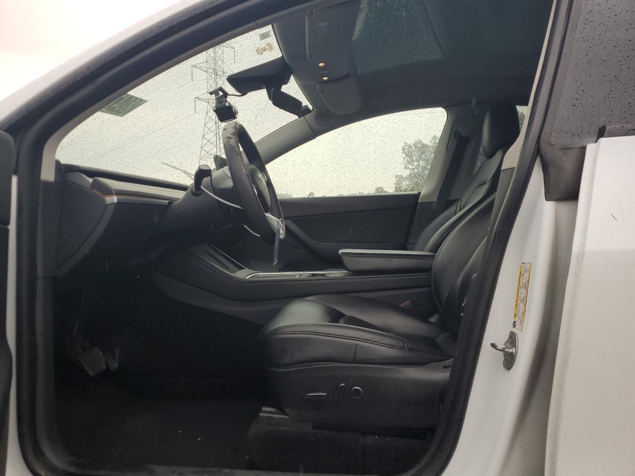 2022 Tesla Model Y VIN: 7SAYGAEE9NF389659 Lot: 80470085