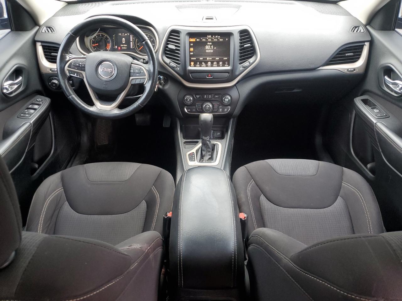 2015 Jeep Cherokee Latitude VIN: 1C4PJLCS6FW670846 Lot: 83973955