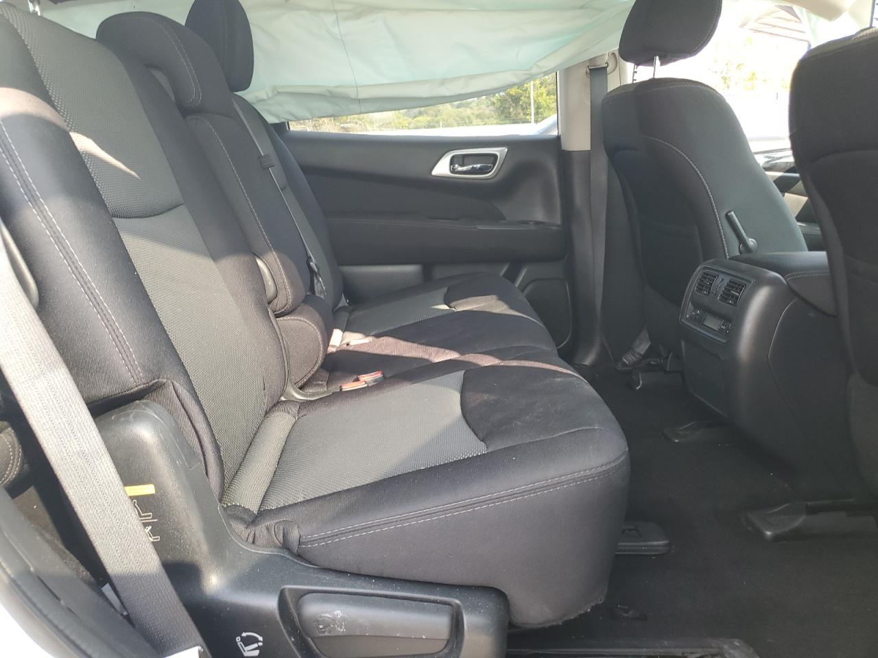 2017 Nissan Pathfinder S VIN: 5N1DR2MM2HC913204 Lot: 80472595