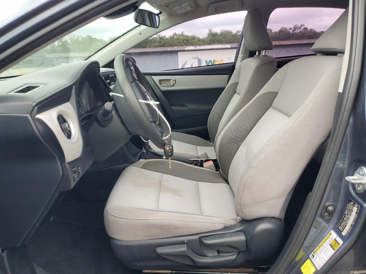 2017 Toyota Corolla L VIN: 2T1BURHE3HC883496 Lot: 81920155