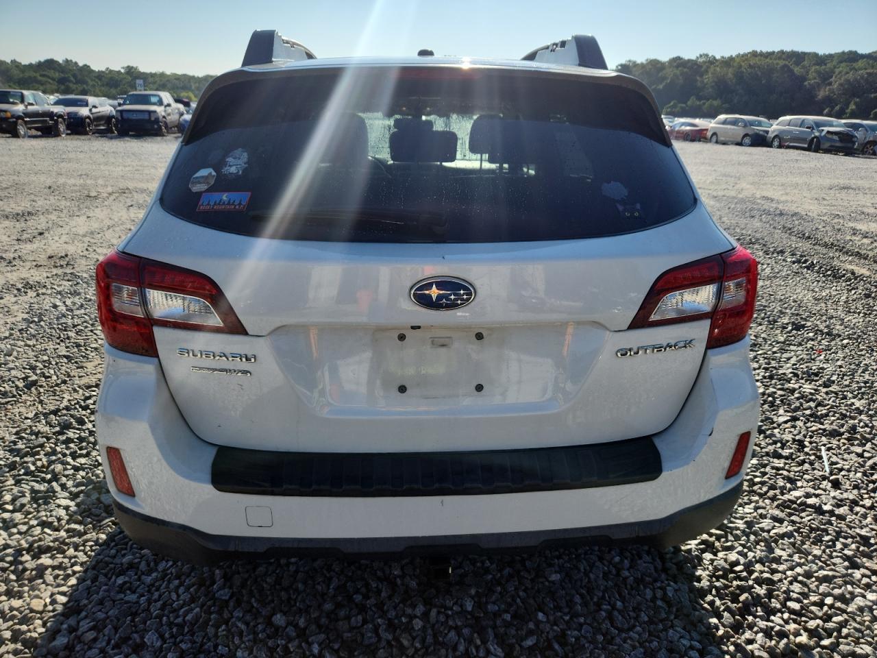 2015 Subaru Outback 2.5I Limited VIN: 4S4BSBNC1F3297185 Lot: 72083415