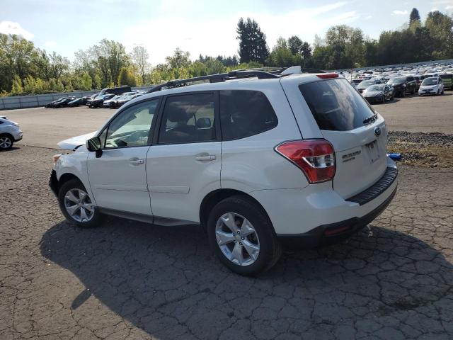  SUBARU FORESTER 2016 Biały