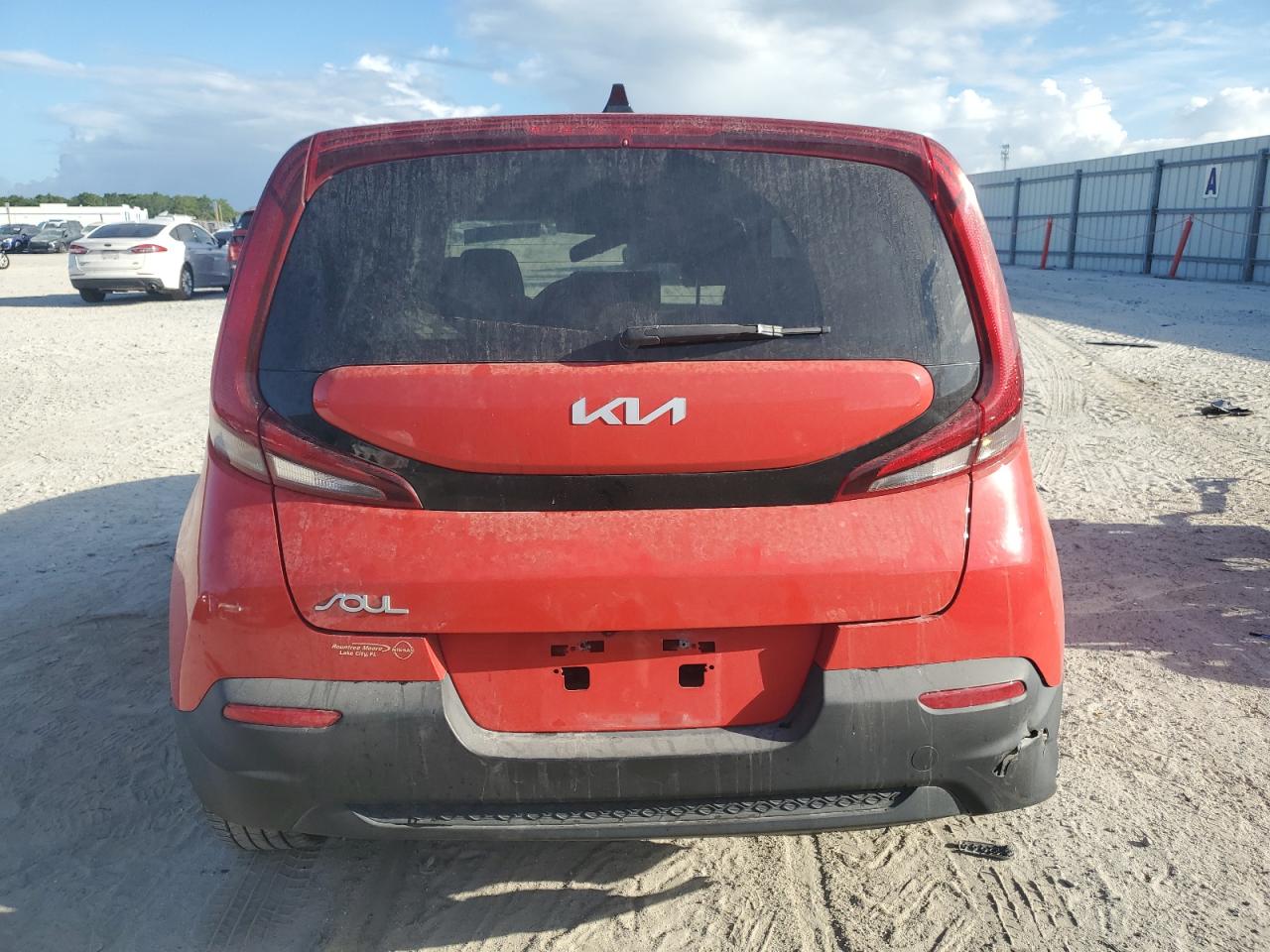 2022 Kia Soul Lx VIN: KNDJ23AU8N7156593 Lot: 81238335