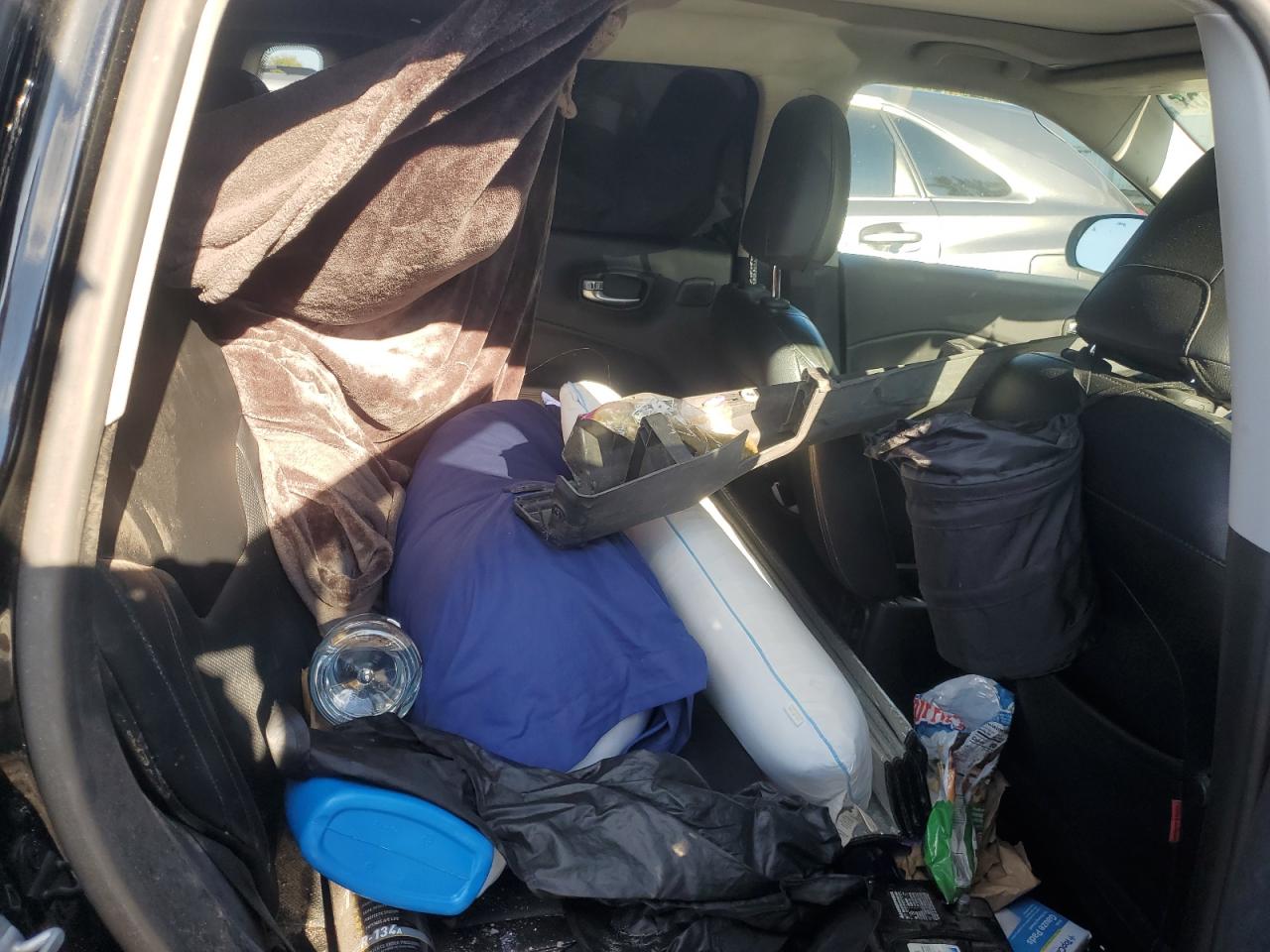 2017 Jeep Compass Trailhawk VIN: 3C4NJDDBXHT681787 Lot: 71879565