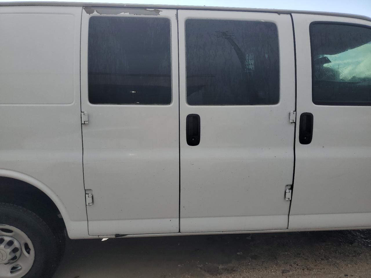 2008 Chevrolet Express G2500 VIN: 1GCGG25C581170577 Lot: 80147855