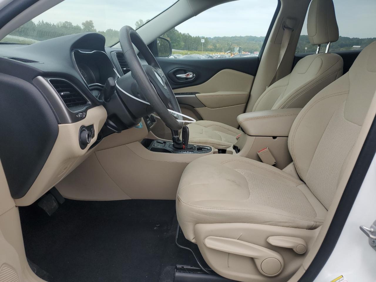 2020 Jeep Cherokee Latitude VIN: 1C4PJLCB1LD628432 Lot: 83799105