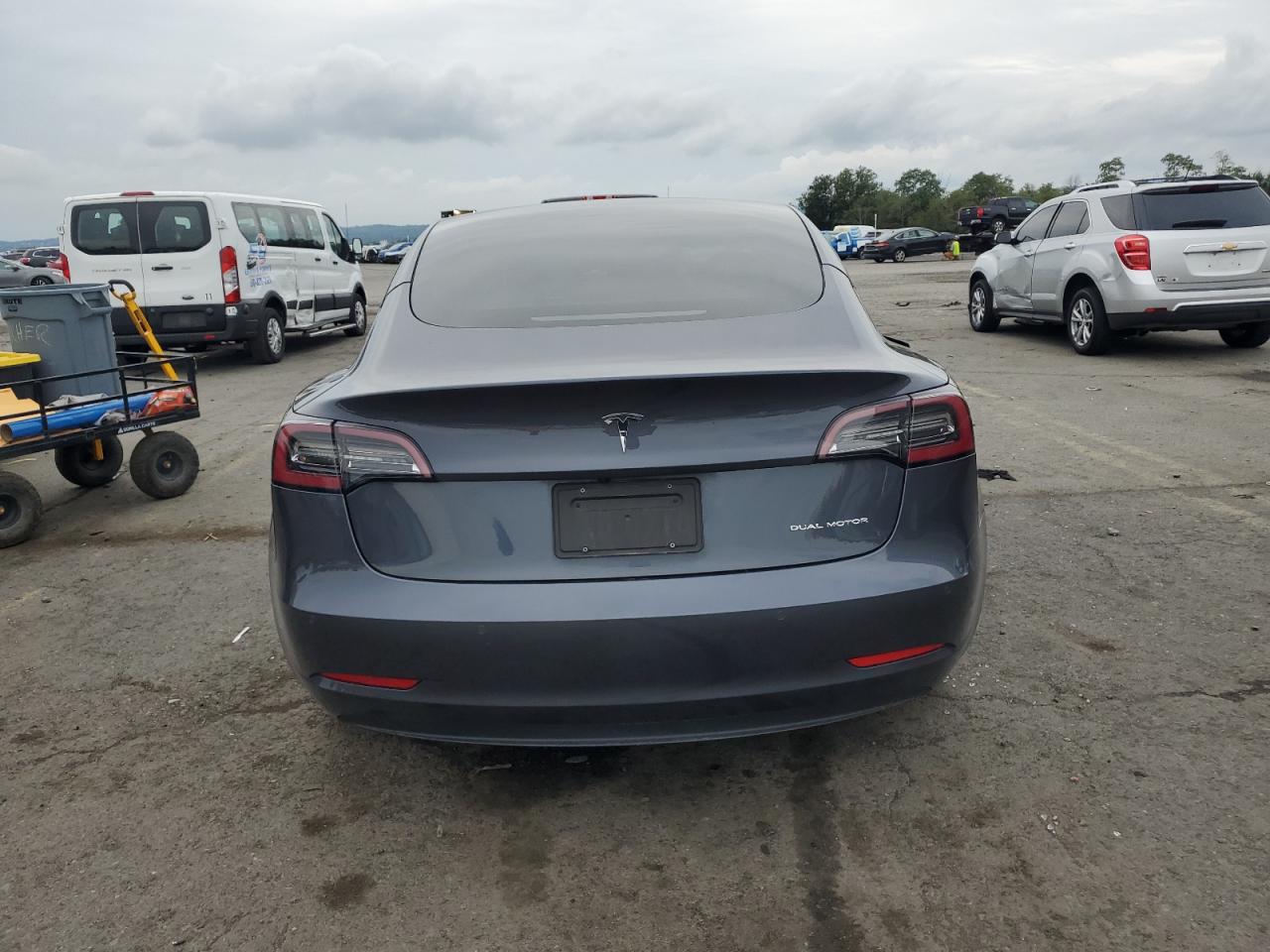 2022 Tesla Model 3 VIN: 5YJ3E1EB1NF201803 Lot: 84020155