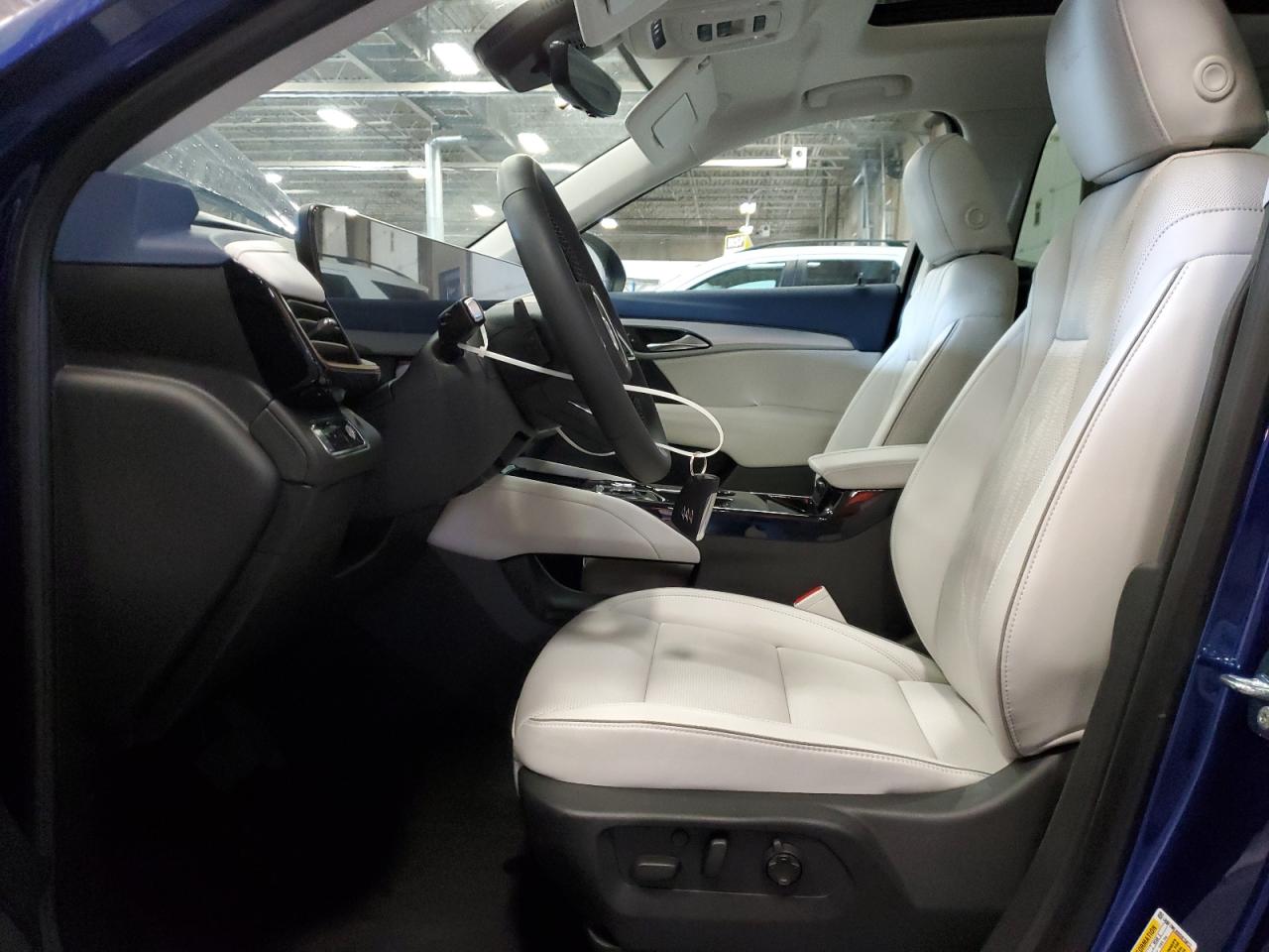 2025 Buick Envision Avenir VIN: LRBFZME49SD015013 Lot: 71709515