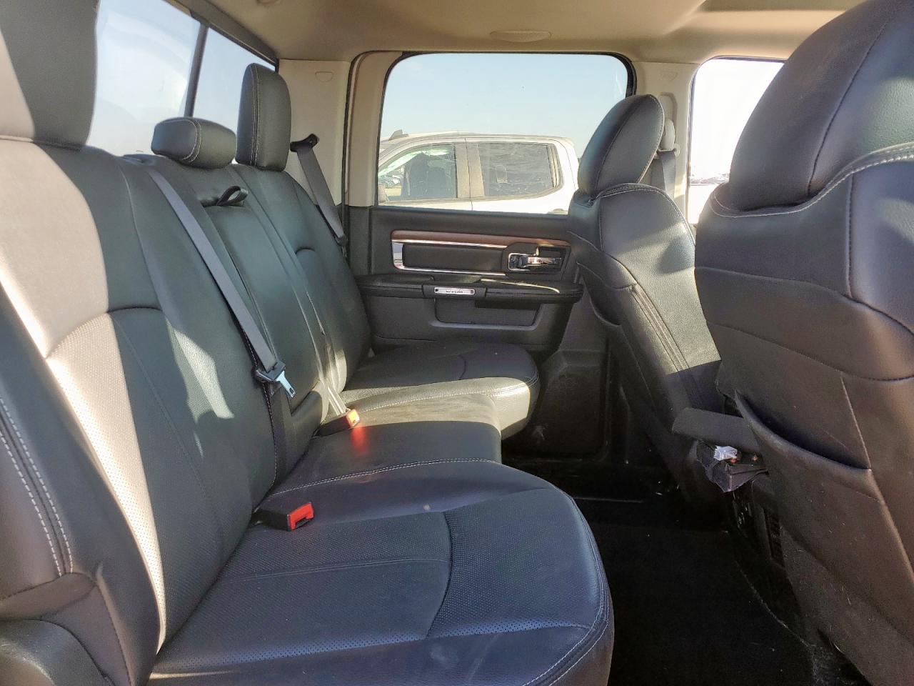 2018 Ram 2500 Laramie VIN: 3C6UR5FJ7JG382844 Lot: 81937375