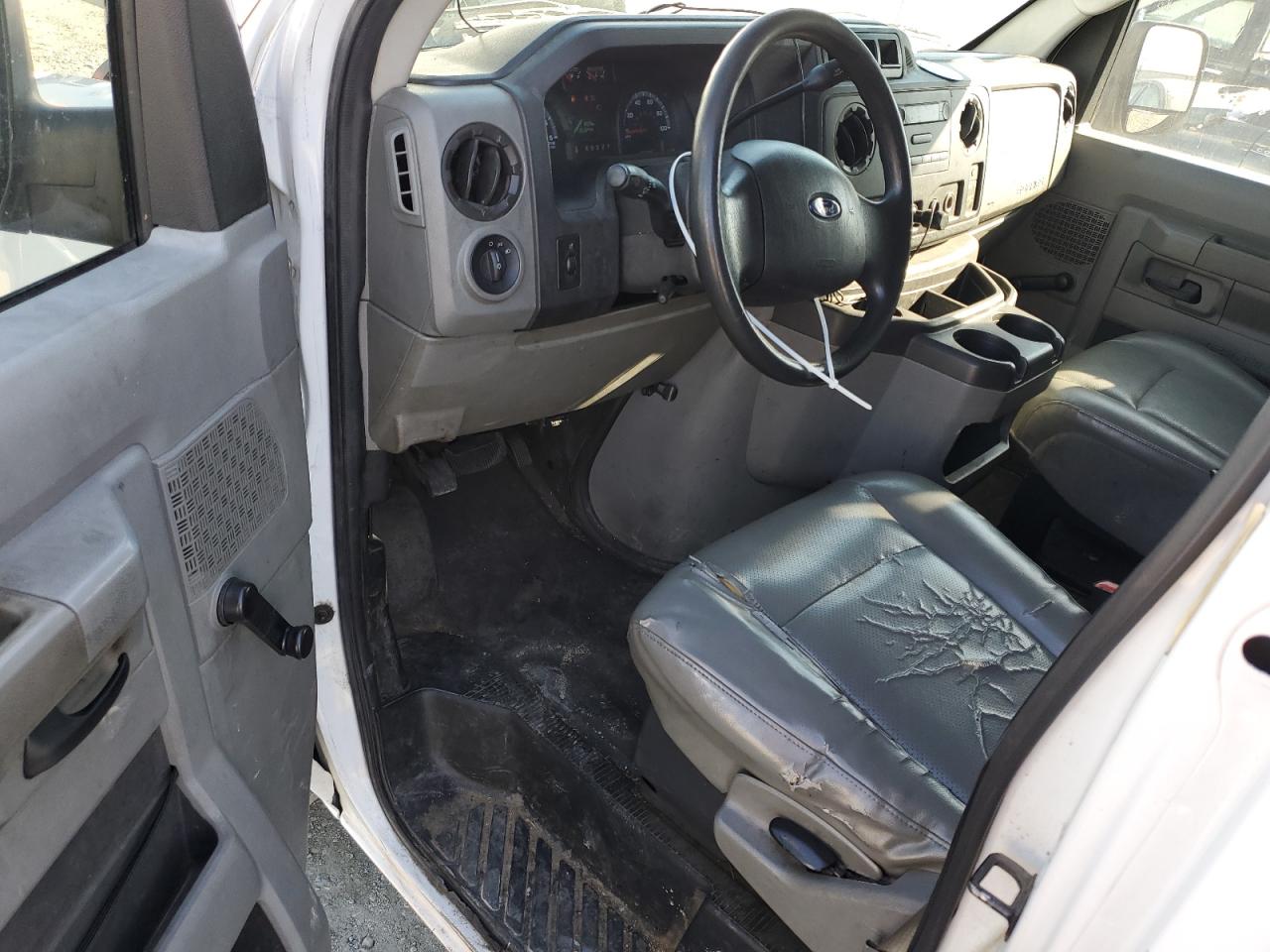 2009 Ford Econoline E250 Van VIN: 1FTNE24L49DA46296 Lot: 82104135