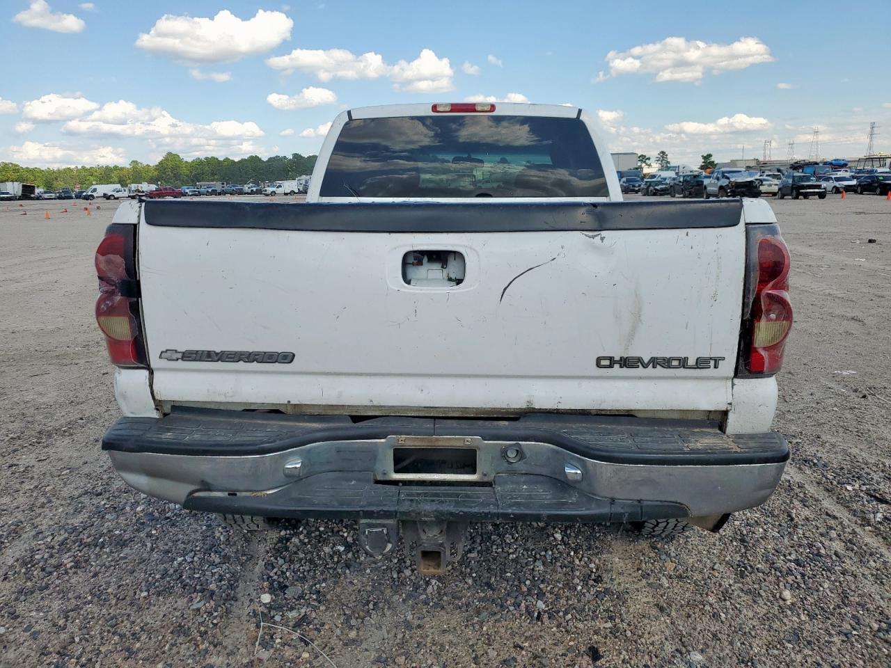 2004 Chevrolet Silverado K2500 Heavy Duty VIN: 1GCHK29U54E100845 Lot: 84043725