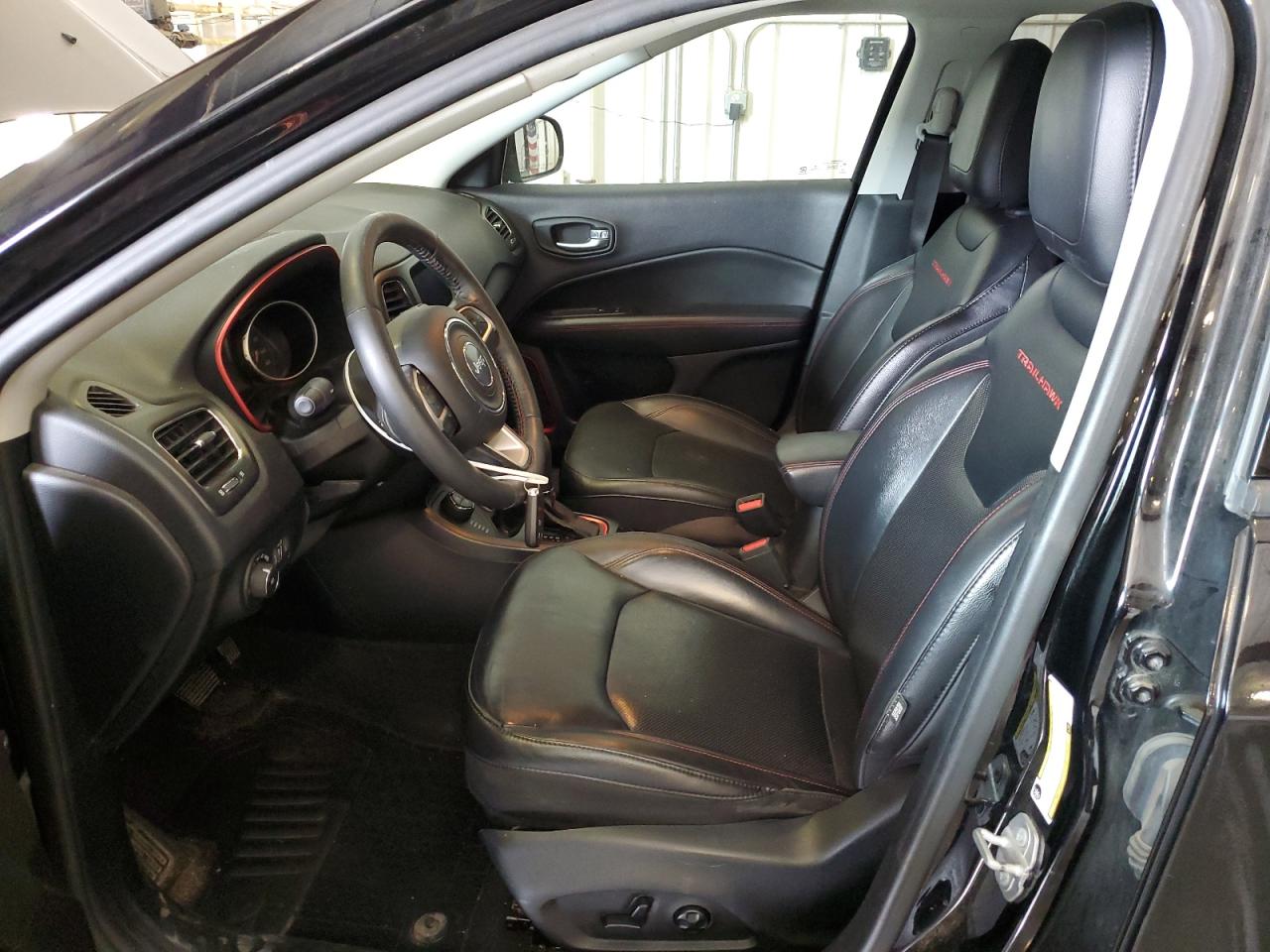 2018 Jeep Compass Trailhawk VIN: 3C4NJDDB8JT234882 Lot: 84736525