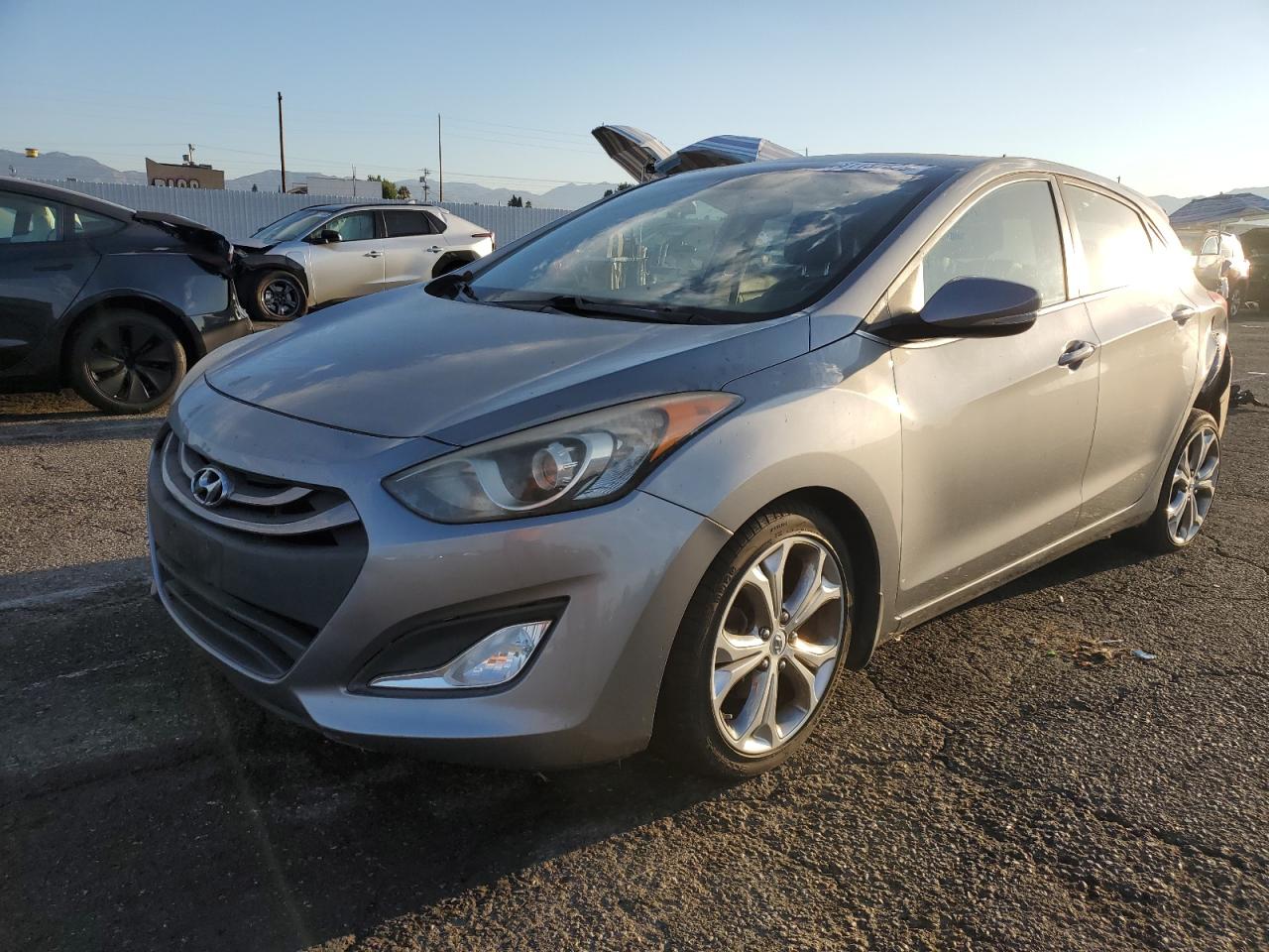 2013 Hyundai Elantra Gt VIN: KMHD35LE7DU105318 Lot: 81132825