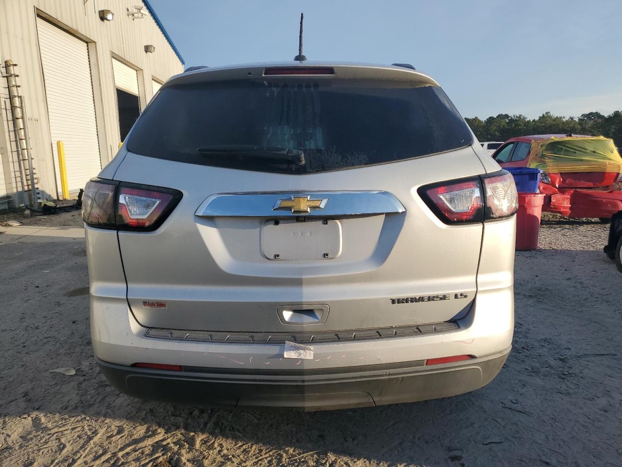 2016 Chevrolet Traverse Ls VIN: 1GNKRFKD7GJ260487 Lot: 82049955