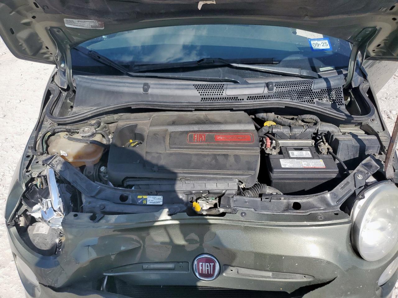 2015 Fiat 500 Sport VIN: 3C3CFFBR2FT636719 Lot: 84042945