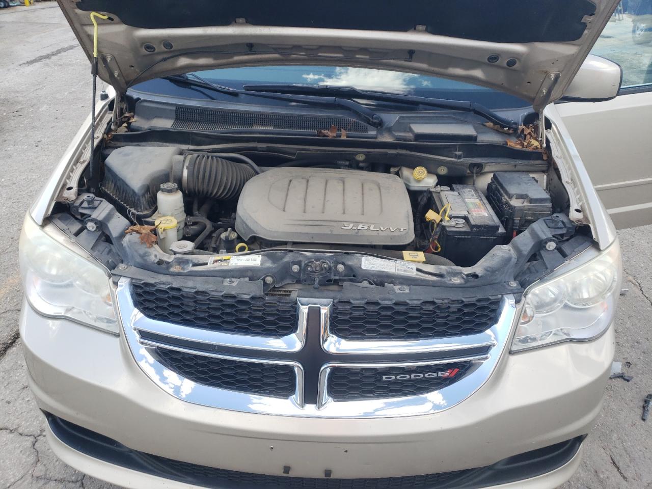 2013 Dodge Grand Caravan Sxt VIN: 2C4RDGCG0DR601000 Lot: 83820335