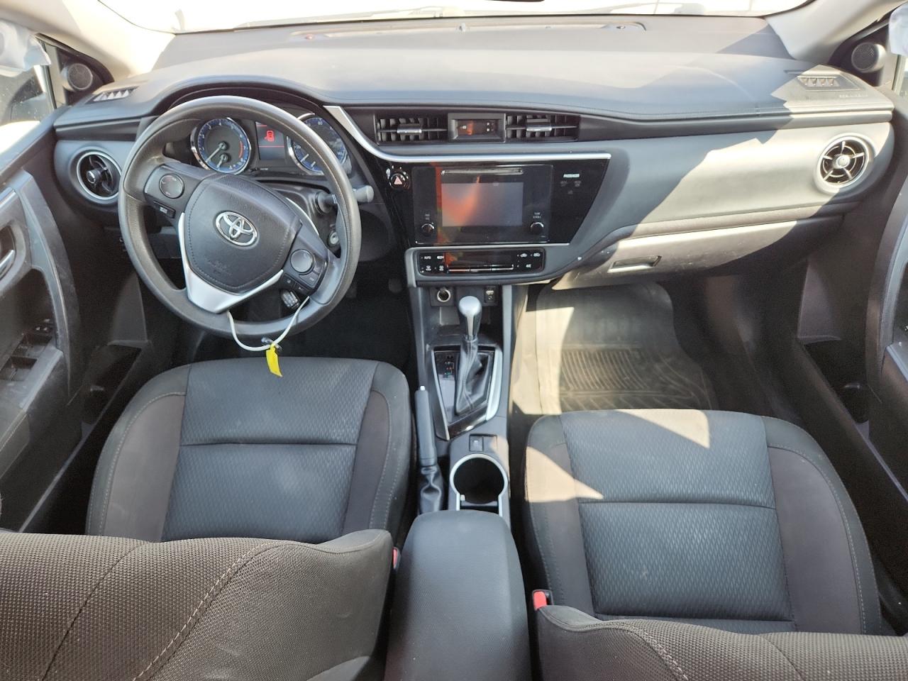 2017 Toyota Corolla L VIN: 2T1BURHE2HC853521 Lot: 71698245