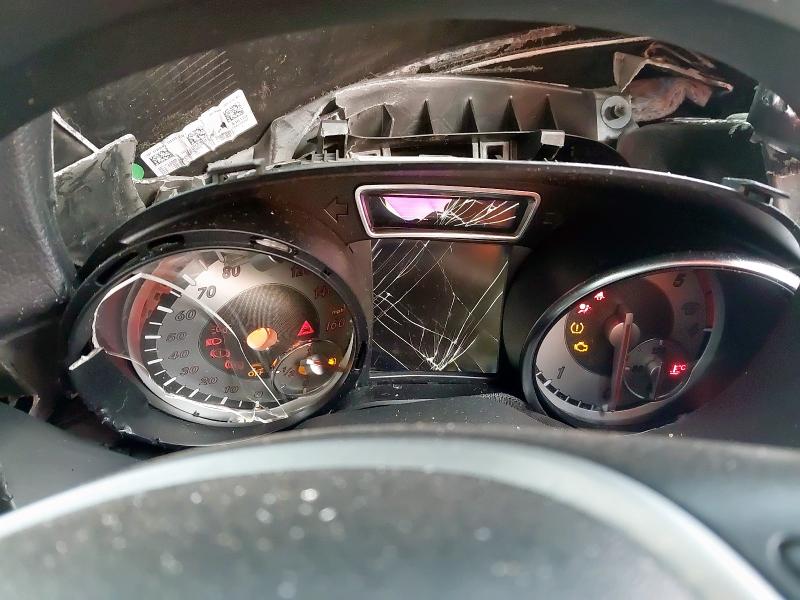 2015 MERCEDES-BENZ CLA200 SPORT CDI 