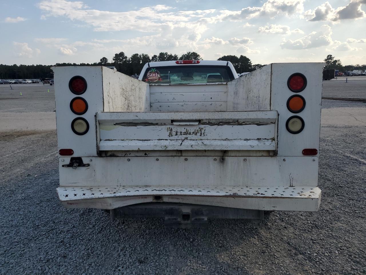 2008 Chevrolet Silverado C2500 Heavy Duty VIN: 1GBHC24K58E136581 Lot: 81222365