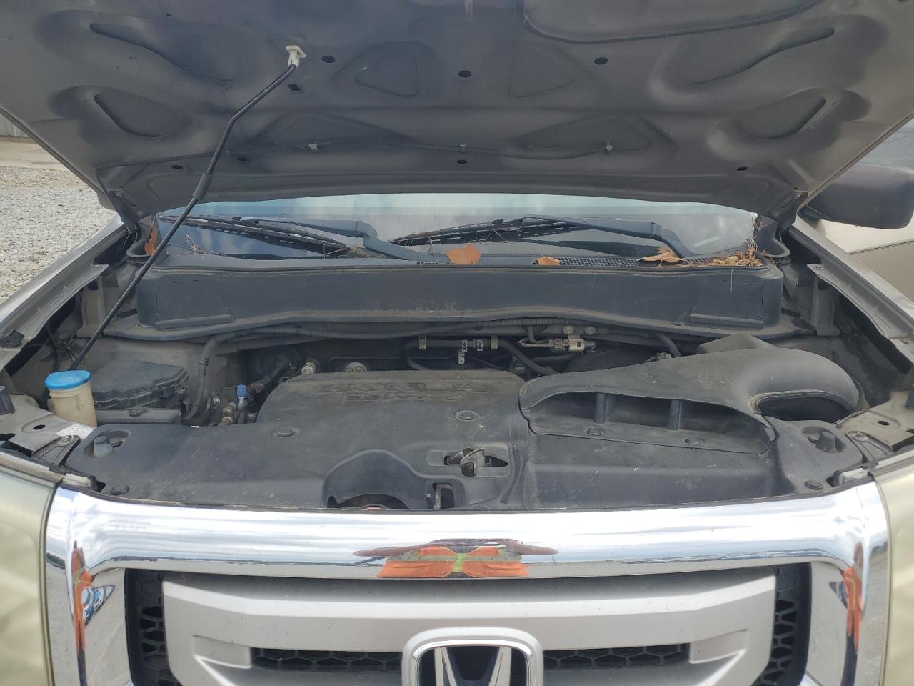 2011 Honda Pilot Lx VIN: 5FNYF3H2XBB024268 Lot: 81864065