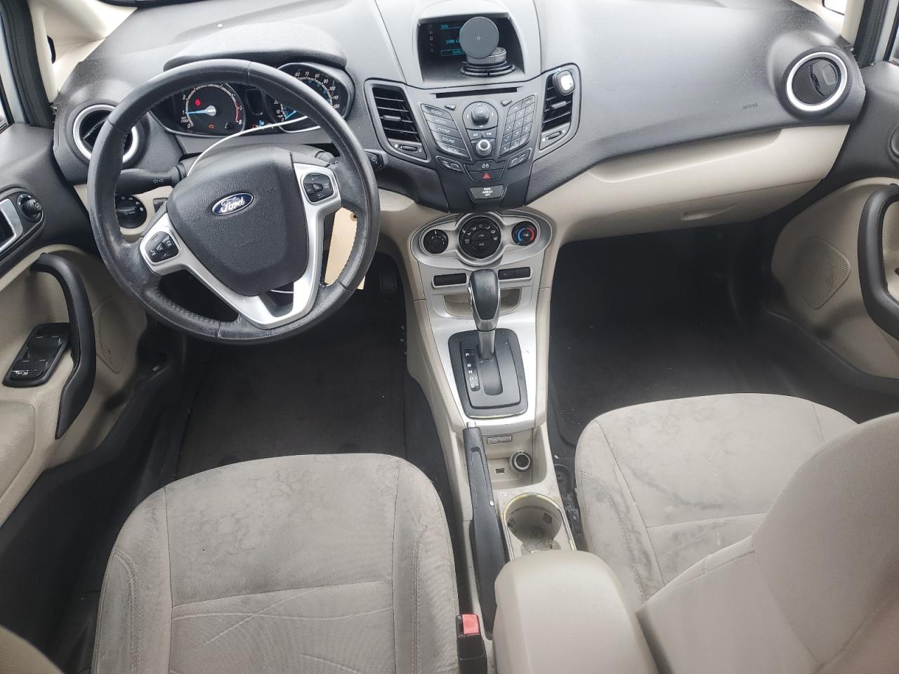 2015 Ford Fiesta Se VIN: 3FADP4BJ1FM164167 Lot: 70409585