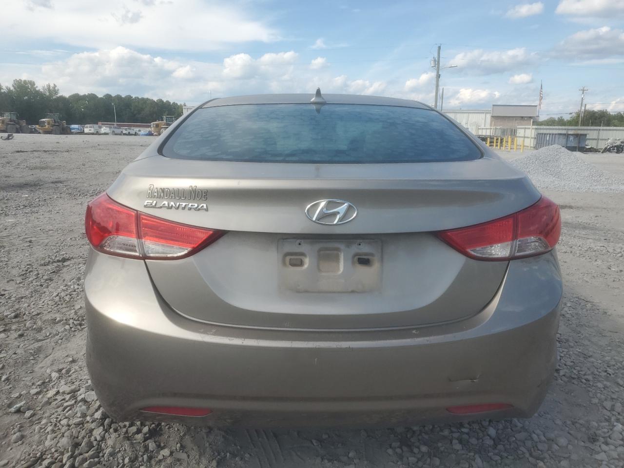 2013 Hyundai Elantra Gls VIN: 5NPDH4AE5DH389416 Lot: 81777665