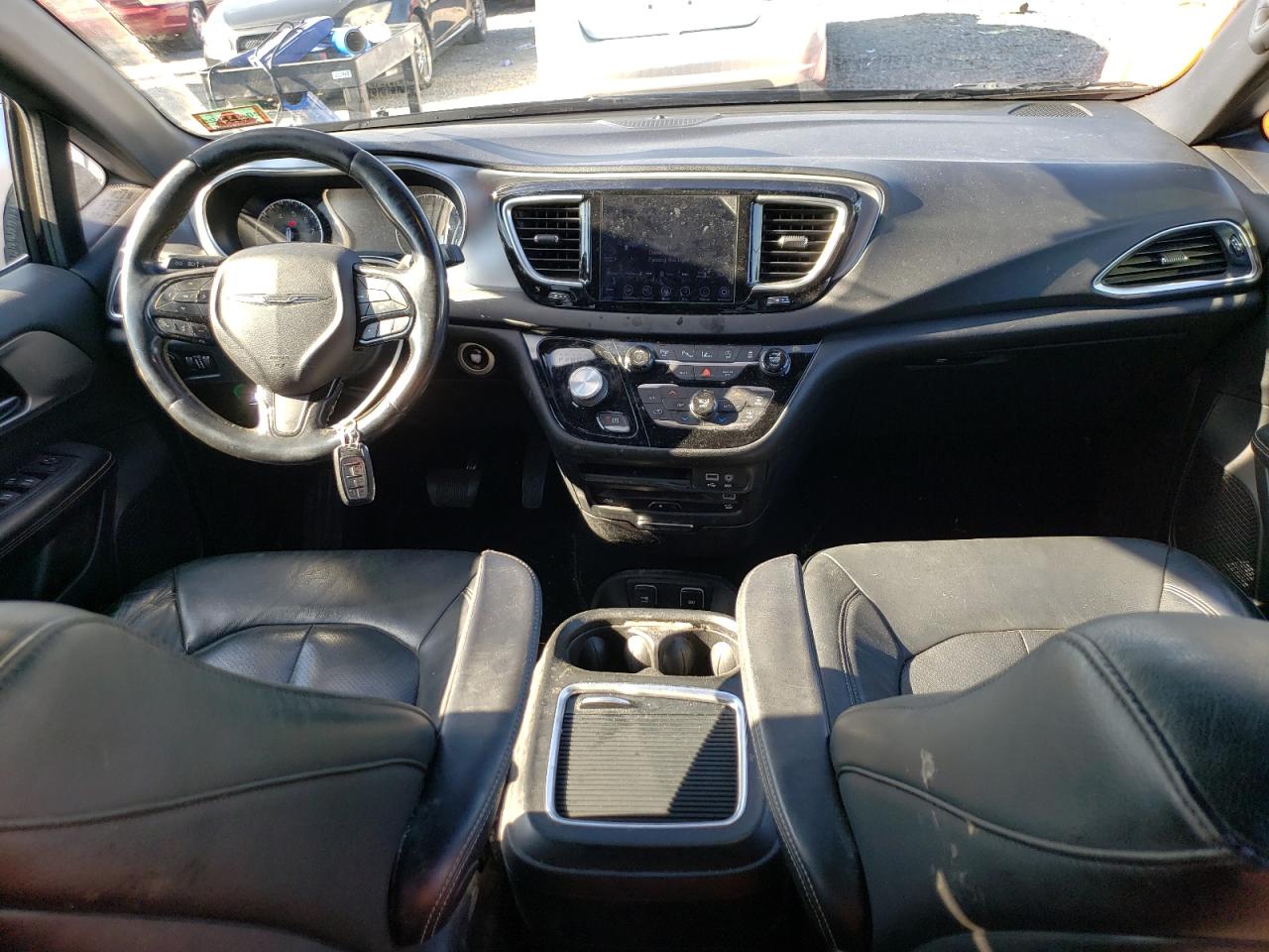 2019 Chrysler Pacifica Touring L Plus VIN: 2C4RC1EG7KR528797 Lot: 71873505