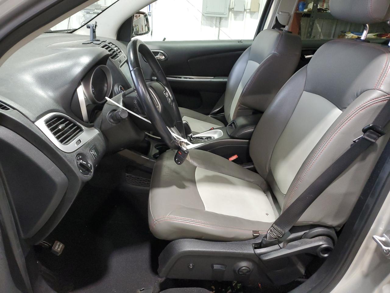 2014 Dodge Journey Sxt VIN: 3C4PDCBG2ET105504 Lot: 81722035