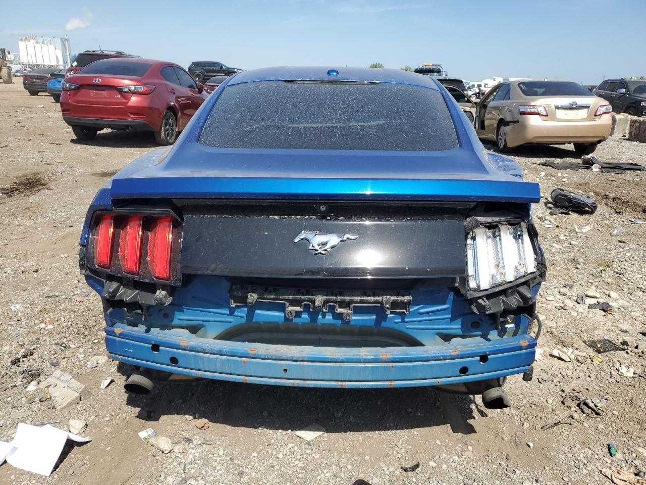 2017 Ford Mustang VIN: 1FA6P8THXH5228095 Lot: 71350555