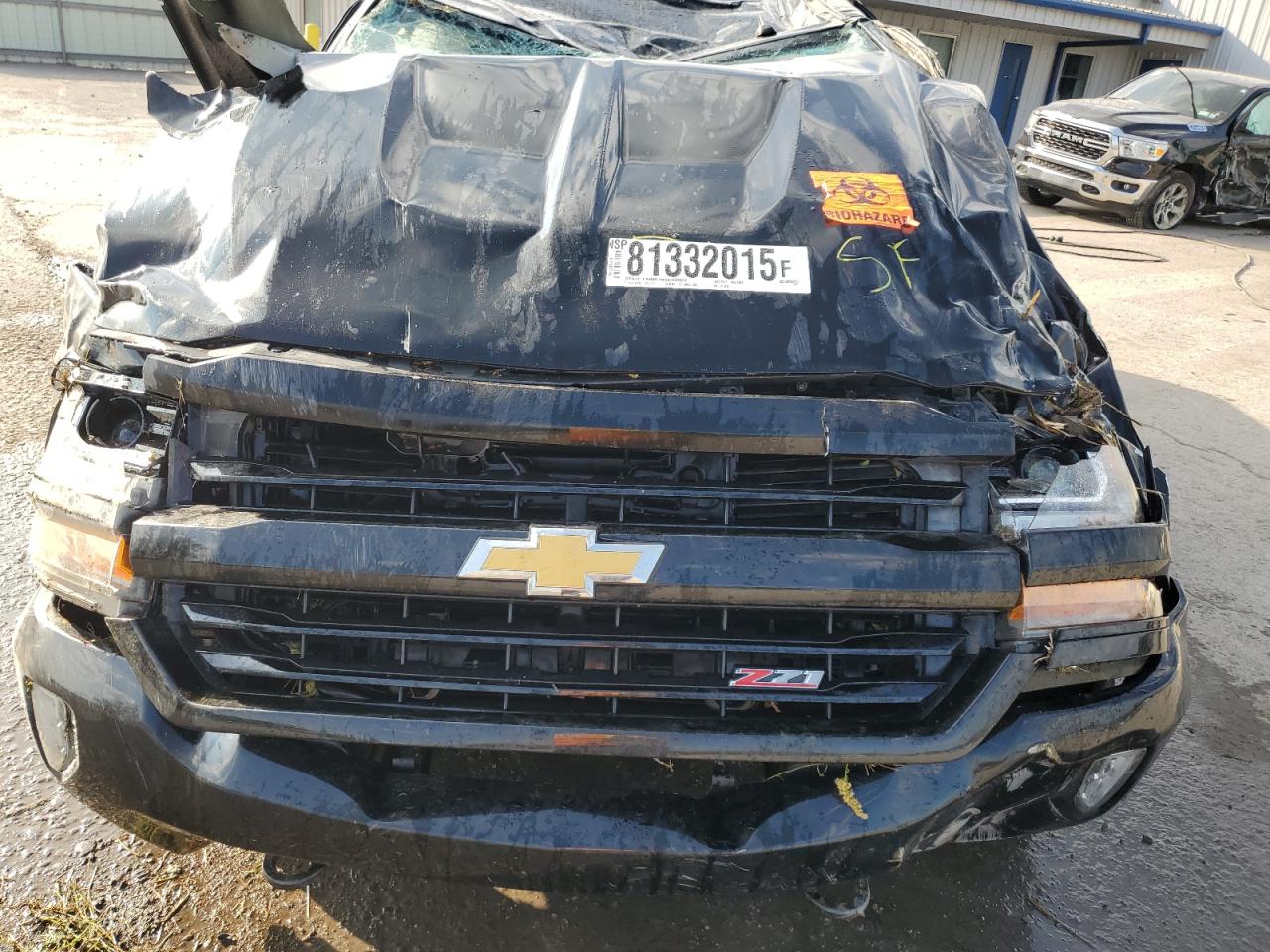 2017 Chevrolet Silverado K1500 Lt VIN: 3GCUKREC3HG215818 Lot: 81332015