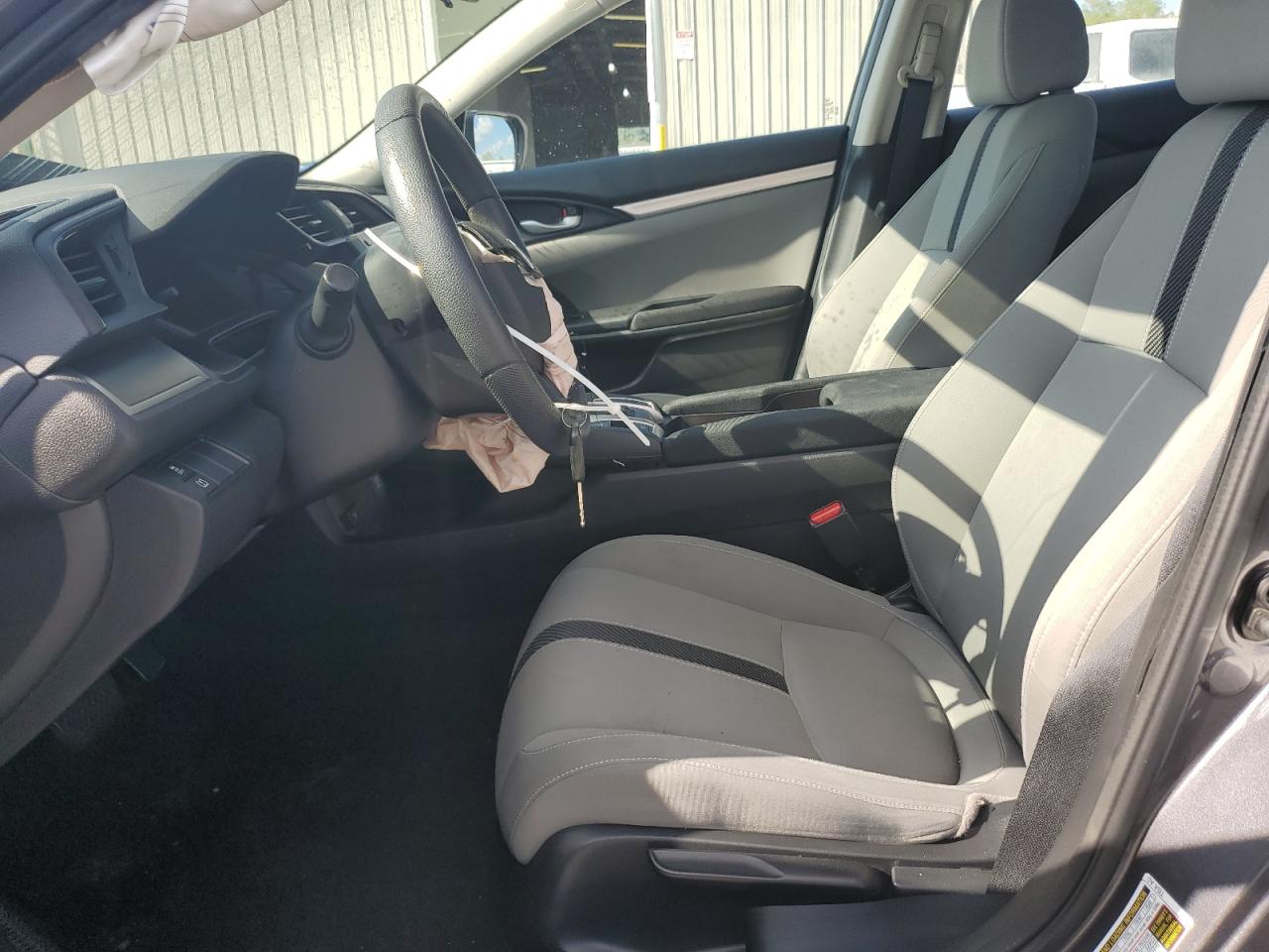 2018 Honda Civic Lx VIN: 2HGFC2F58JH570343 Lot: 84257085