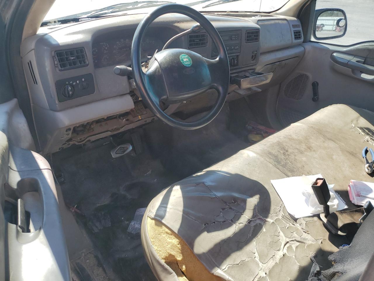 2001 Ford F250 Super Duty VIN: 1FTNW20L01EC69453 Lot: 81132045