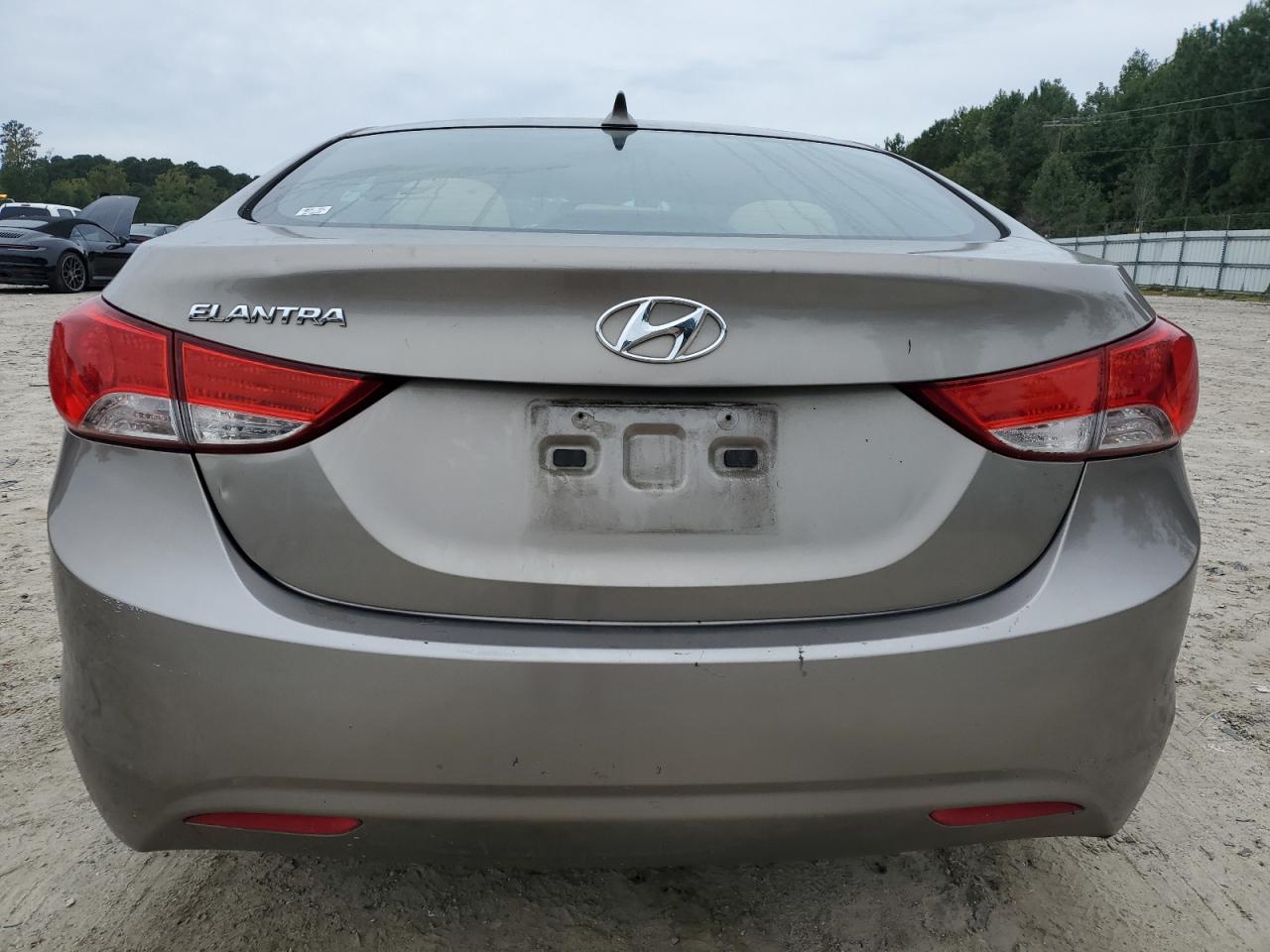 2013 Hyundai Elantra Gls VIN: 5NPDH4AE1DH358714 Lot: 84711055