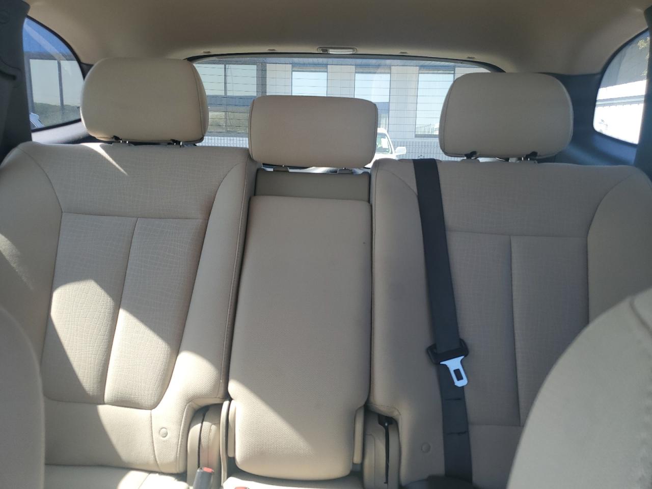 2012 Hyundai Santa Fe Gls VIN: 5XYZGDAB5CG152820 Lot: 81540935