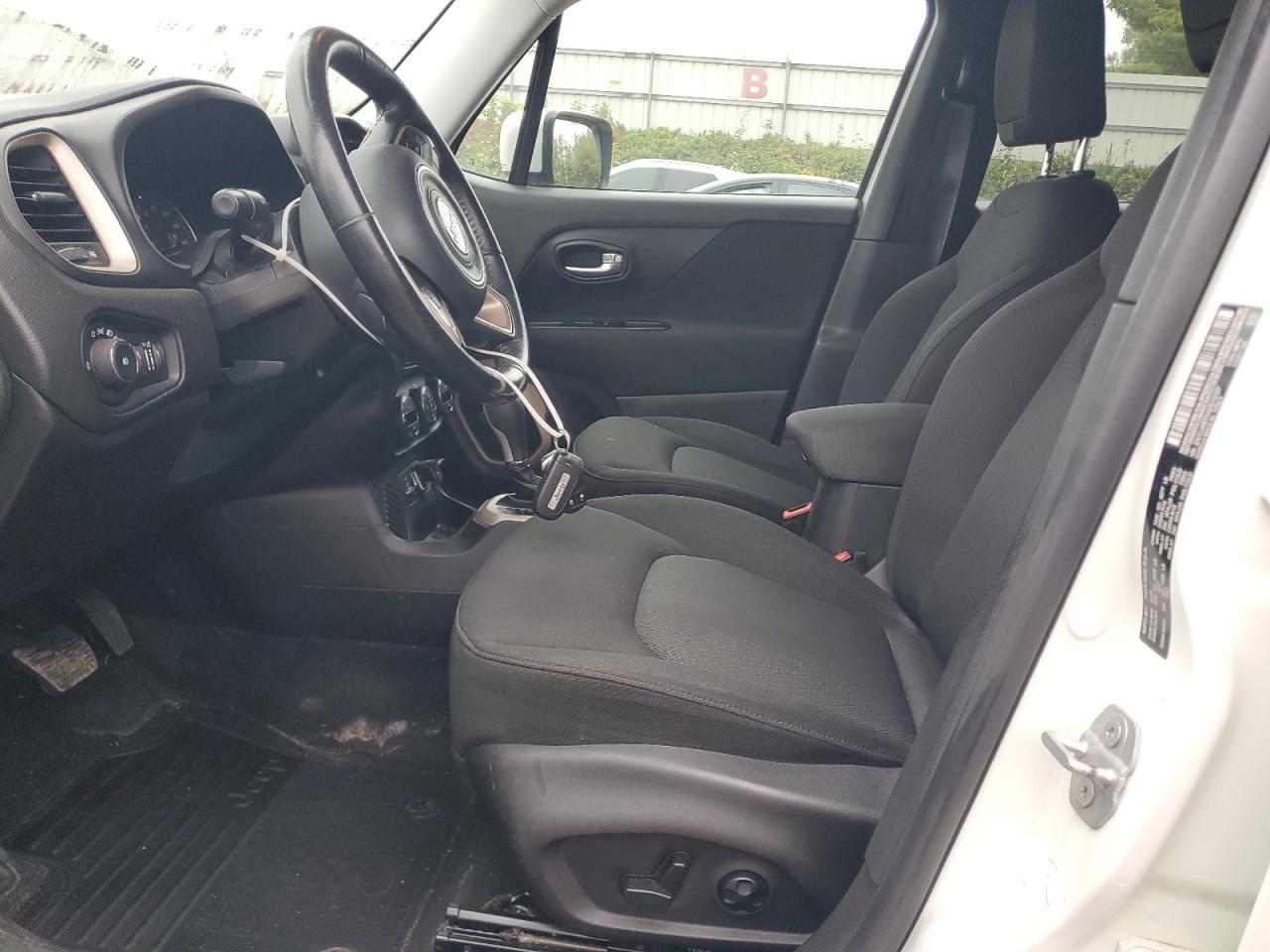 2016 Jeep Renegade Latitude VIN: ZACCJABTXGPD12127 Lot: 81746895