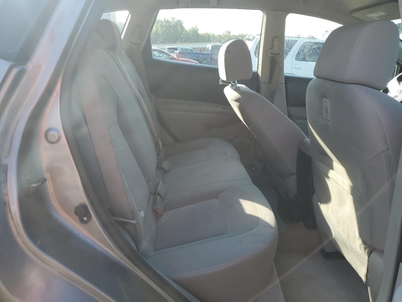 2015 Nissan Rogue Select S VIN: JN8AS5MT1FW654614 Lot: 80367465