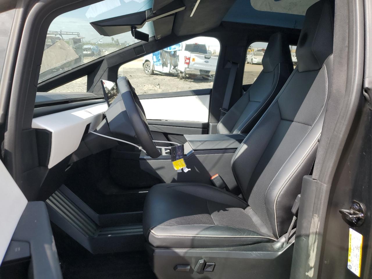 2024 Tesla Cybertruck VIN: 7G2CEHED5RA012985 Lot: 80117095