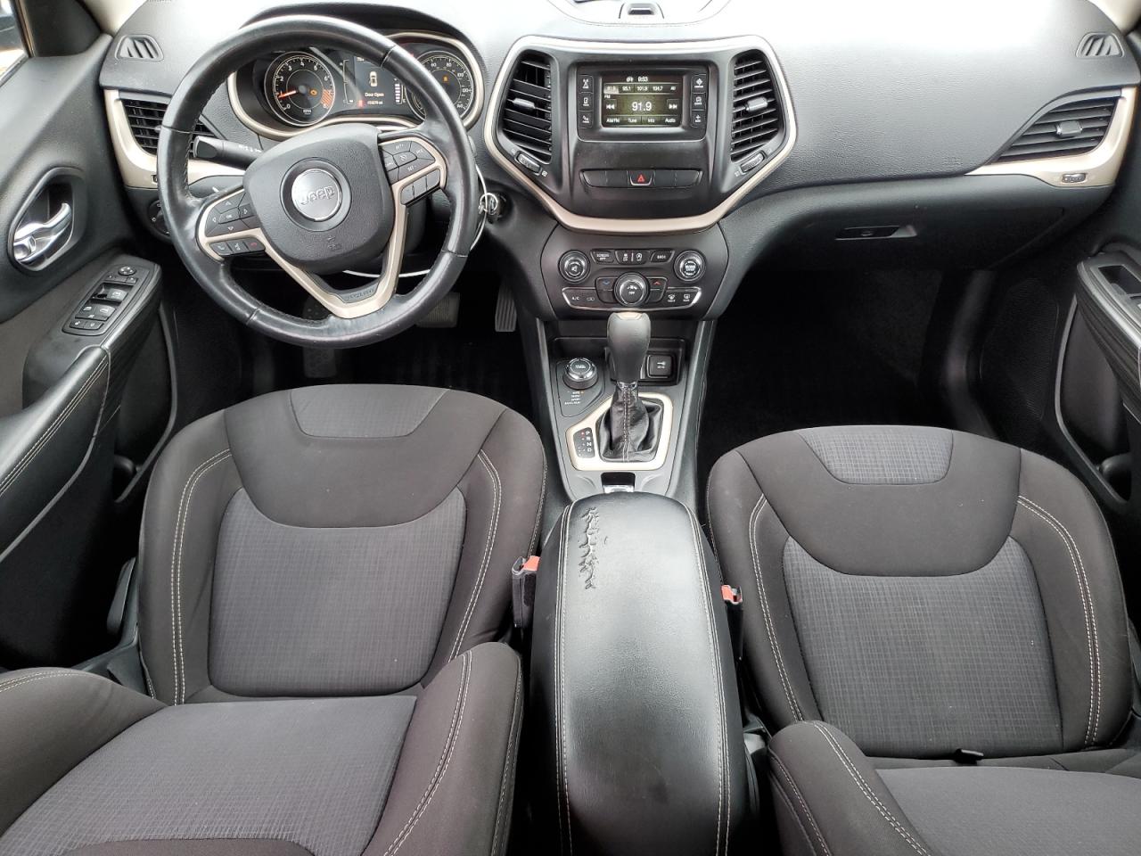 2015 Jeep Cherokee Latitude VIN: 1C4PJMCS2FW606793 Lot: 81856115