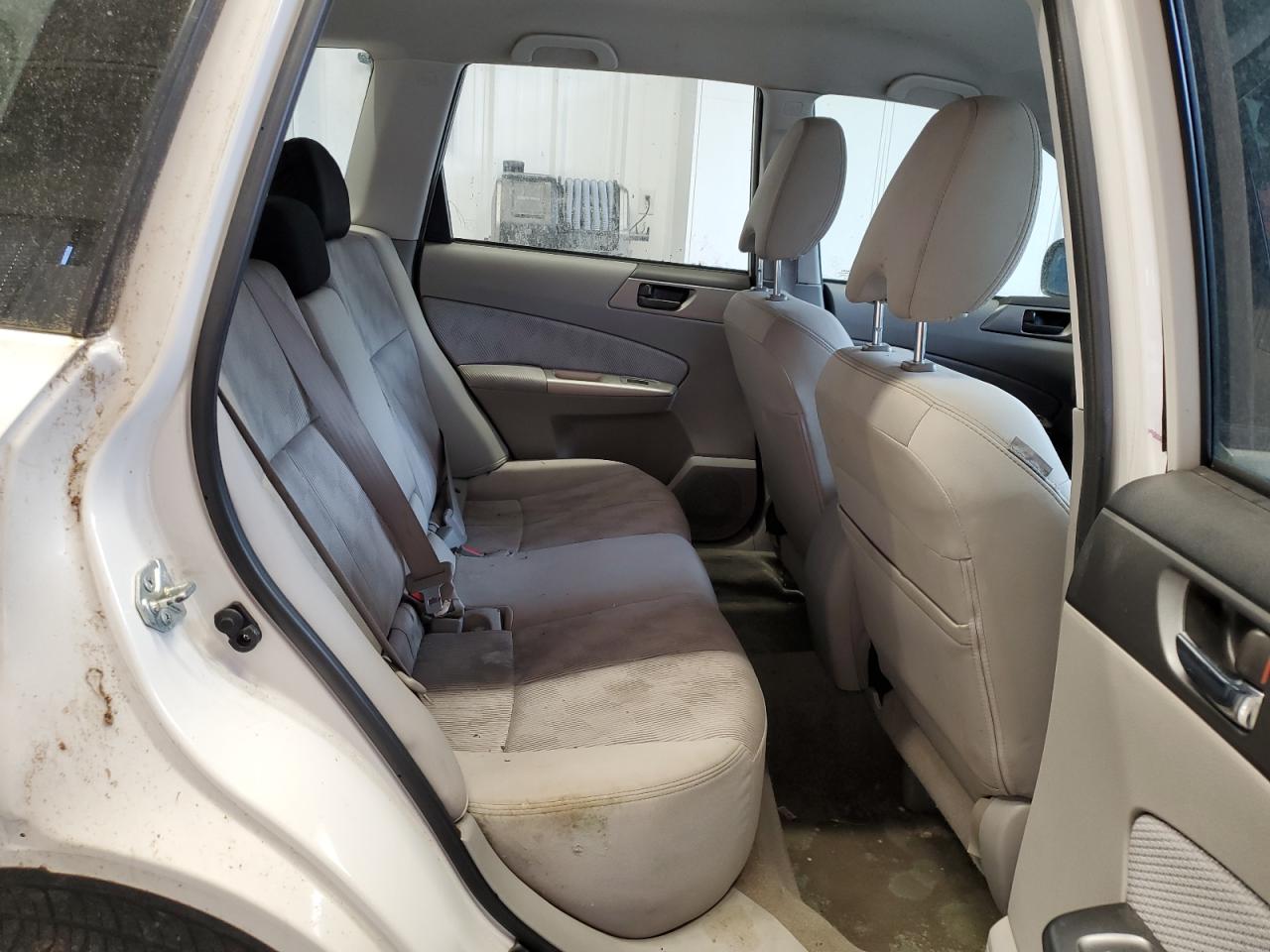 2010 Subaru Forester Xs VIN: JF2SH6BC4AH909620 Lot: 81332675